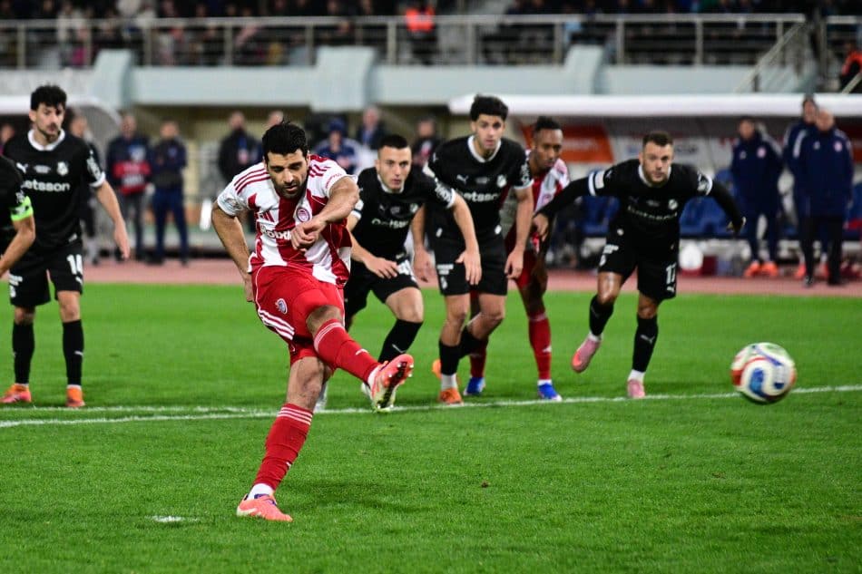 Ο Ολυμπιακός κατέκτησε το Σούπερ Καπ (3-0) στην παράταση κόντρα στον ΟΦΗ