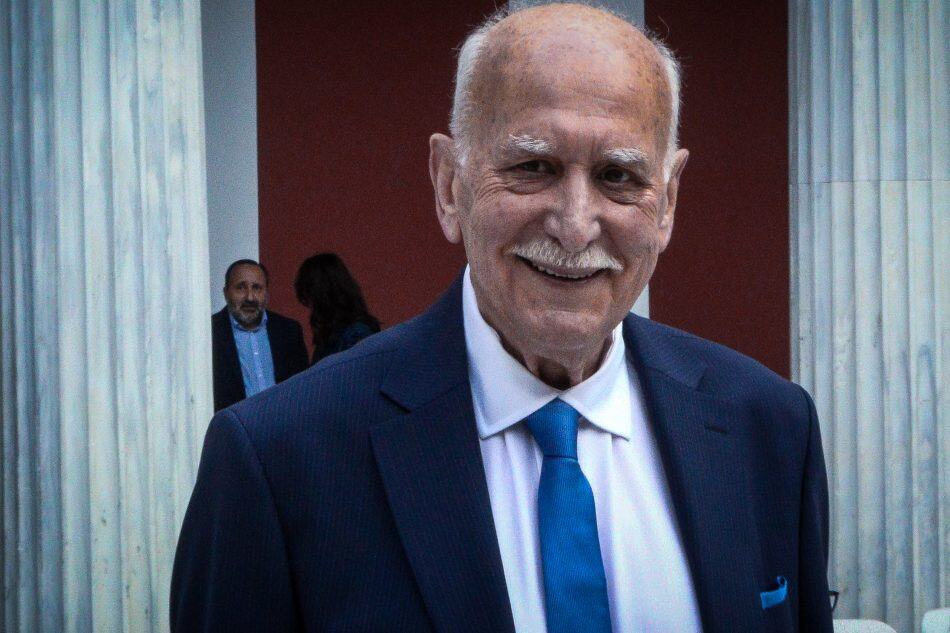 Σε βαρύ κλίμα η έναρξη του «Καλημέρα Ελλάδα» αποχαιρετώντας τον Γιώργο Παπαδάκη (VIDEO)
