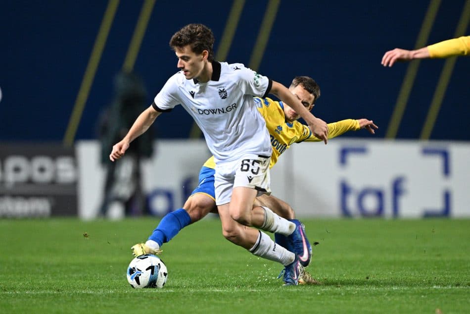 Πέρασε ο ΠΑΟΚ με 3-0 από το Αγρίνιο με πρωταγωνιστή τον Κωνσταντέλια