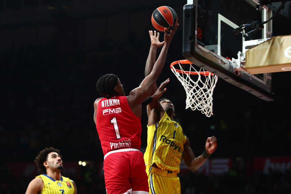 Άνετα ο Ολυμπιακός επικράτησε με 100-93 της Μακάμπι Τελ Αβίβ