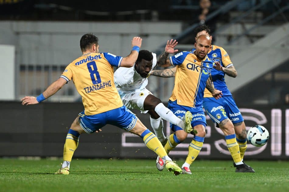 Αστέρας AKTOR – ΑΕΚ: Ο Παπαδόπουλος απέκρουσε σουτ του Κοϊτά! (VIDEO)