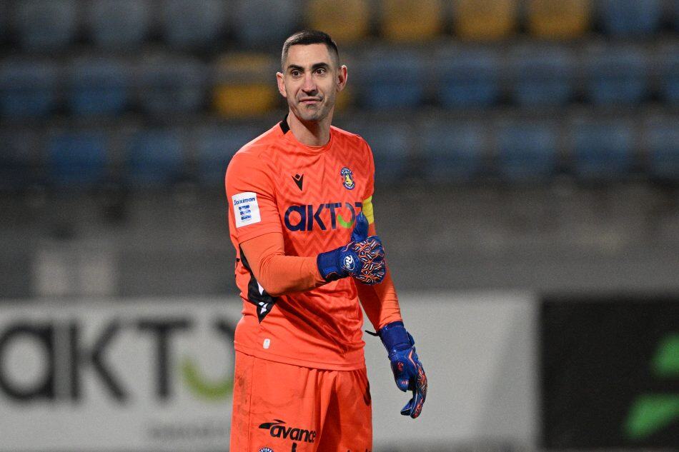 Παπαδόπουλος: «Το πιο δίκαιο αποτέλεσμα θα ήταν η ισοπαλία – Η κλάση του Γιόβιτς έκανε ένα πολύ ωραίο γκολ»