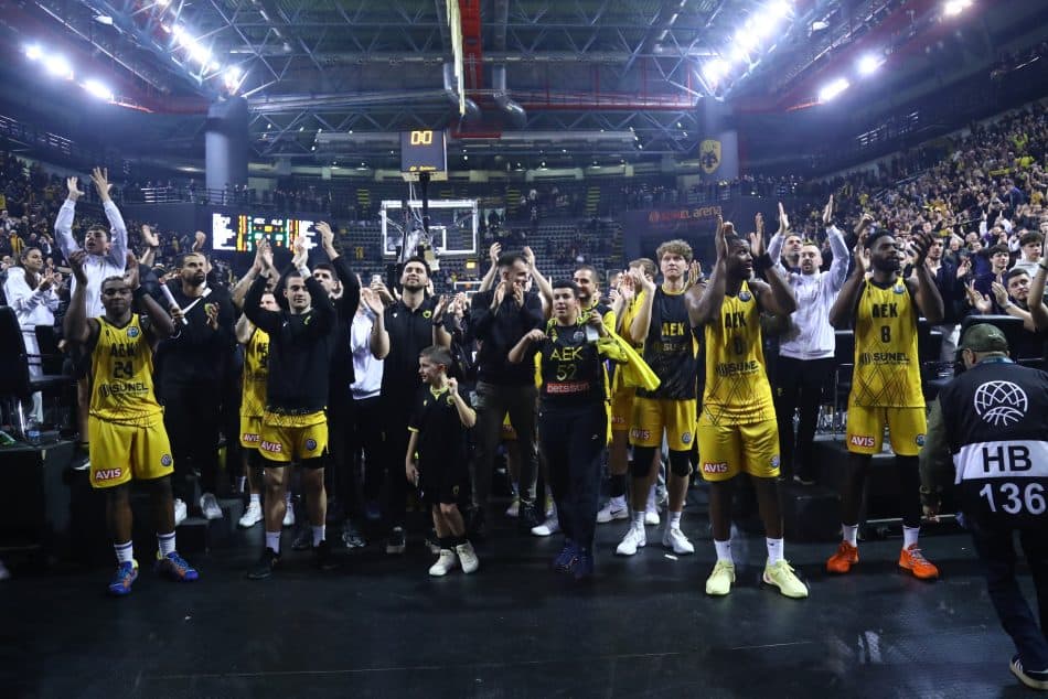 Η παρακάμερα από την νίκη της ΑΕΚ κόντρα στην Άλμπα Βερολίνου (VIDEO)