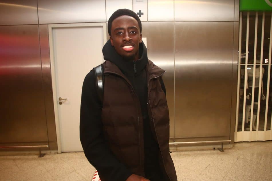 Προσγειώθηκε στην Αθήνα ο Σαχαμπό για την ΑΕΚ!