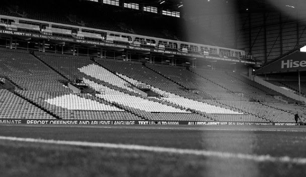 Τραγωδία στο «Έλαντ Ρόουντ»: Οπαδός της Λίντς χάνει τη ζωή του στο παιχνίδι με τη Μάντσεστερ Γιουνάιτεντ (ΦΩΤΟ)