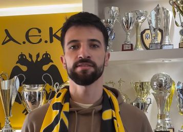 ΑΕΚ: Έφτασε στην Ελλάδα και ο Τοριάνι (VIDEO)