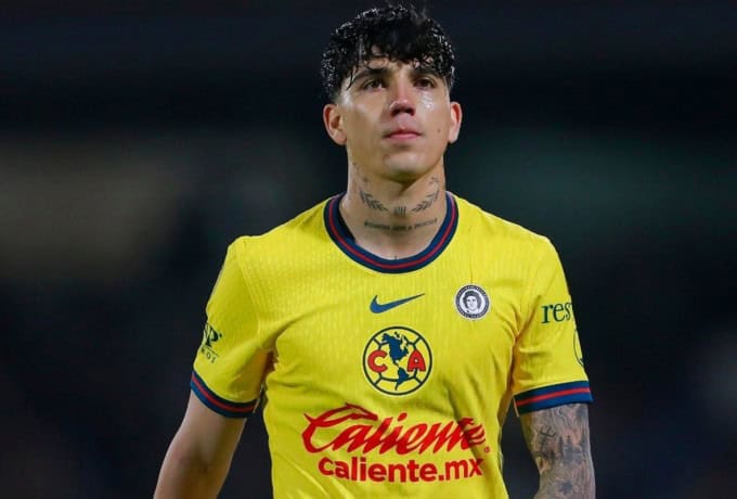 Ο ΠΑΟΚ βελτίωσε την πρότασή του για Σάντσες – Η Κρουζ Αζούλ ψάχνει τον αντικαταστάτη του