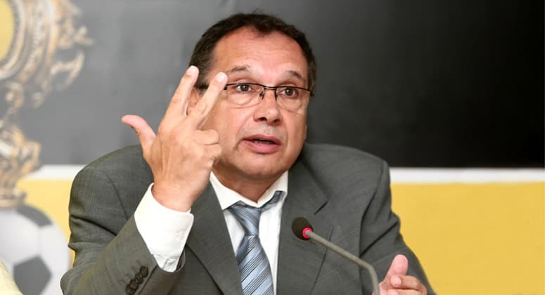 Δέδες για νέα ανάρτηση Καραπαπά: «Το επίπεδο και η ιδιοσυγκρασία της, αντιστοιχεί με τις φούστες που πετάς στο θεσμό του ελληνικού ποδοσφαίρου!» (ΦΩΤΟ)