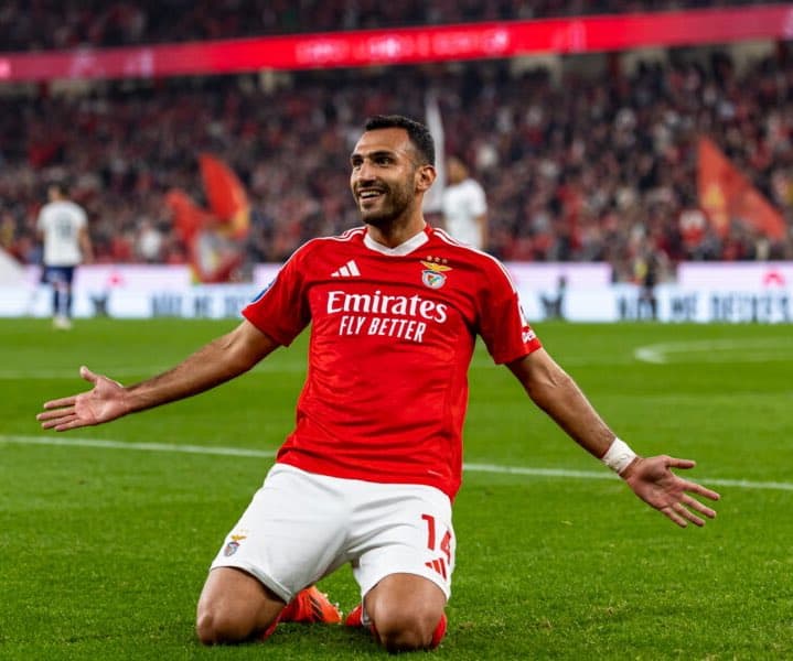 Ο Βαγγέλης Παυλίδης πέτυχε δύο γκολ στη νίκη 4-0 της Μπενφίκα