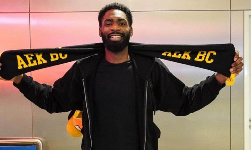 Φίζελ: «Η ΑΕΚ είναι μια ιστορική ομάδα – Ήταν εύκολη υπόθεση να πω το ναι μόλις μίλησα με τον Σάκοτα»