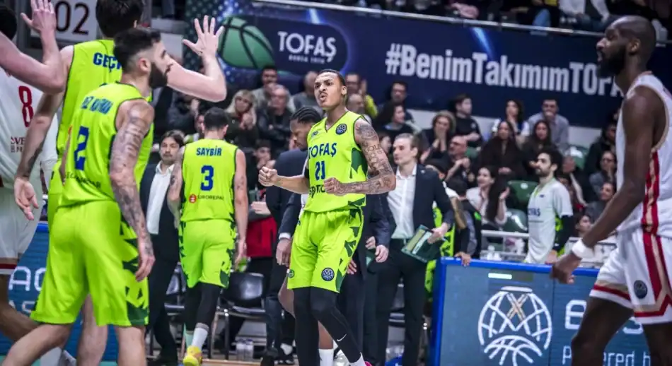 BCL: Νίκη της Τόφας (83-79) κόντρα στην Σολέ, εξασφαλίζοντας το τελευταίο εισιτήριο πρόκρισης