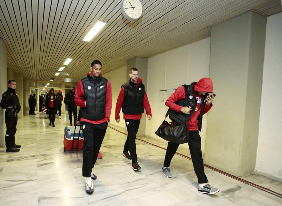 «Αντίο, αντίο, εκεί στην Α2»: Επτά χρόνια από τη μέρα που υποβιβάστηκε ο Ολυμπιακός (VIDEO)