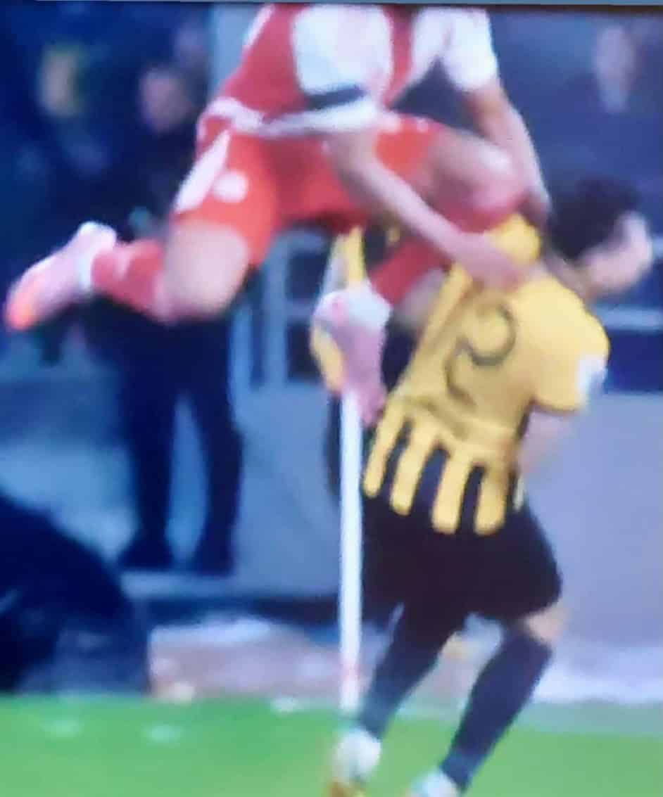 Μάκελι, έργα και ημέρες: Η γονατιά στο πρόσωπο του Ρότα έγινε… πλάγιο άουτ! (ΦΩΤΟ)