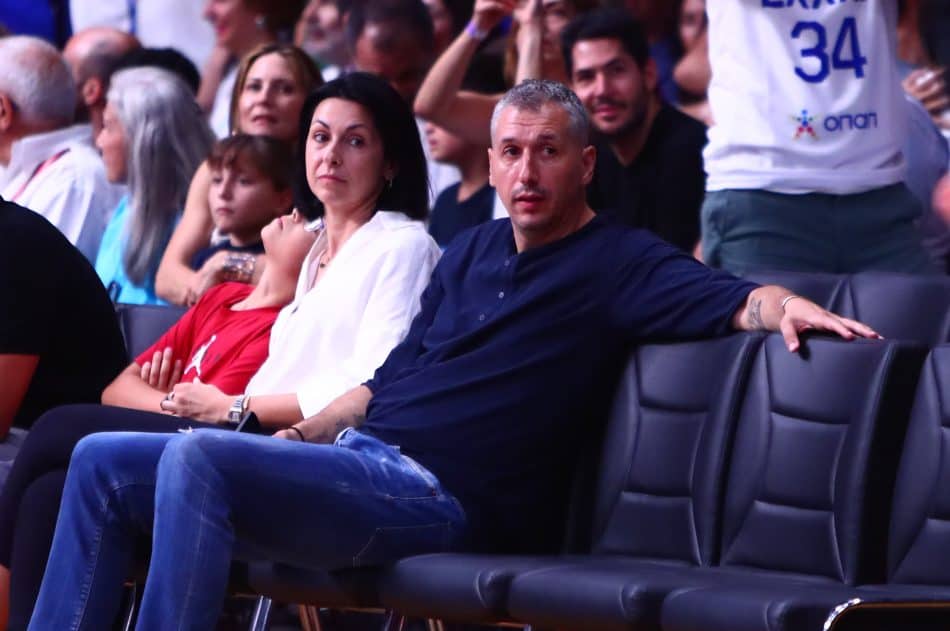 Ο Διαμαντίδης παραιτήθηκε από την ΕΟΚ