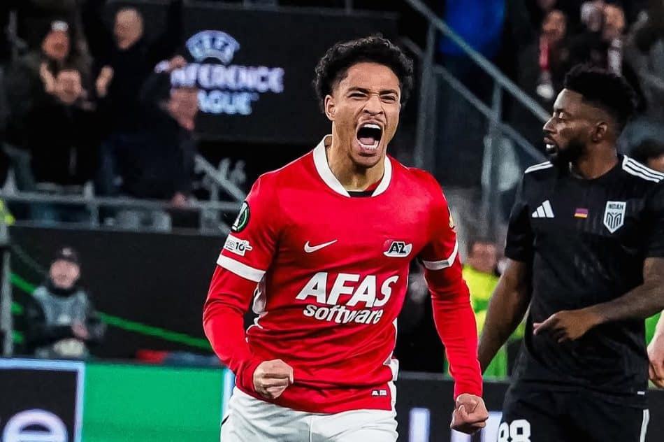 Η Αλκμάαρ προηγείται στο ημίχρονο της Νόα!