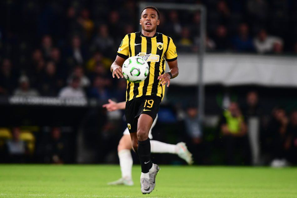 Επέστρεψε στις προπονήσεις της ΑΕΚ ο Ελίασον