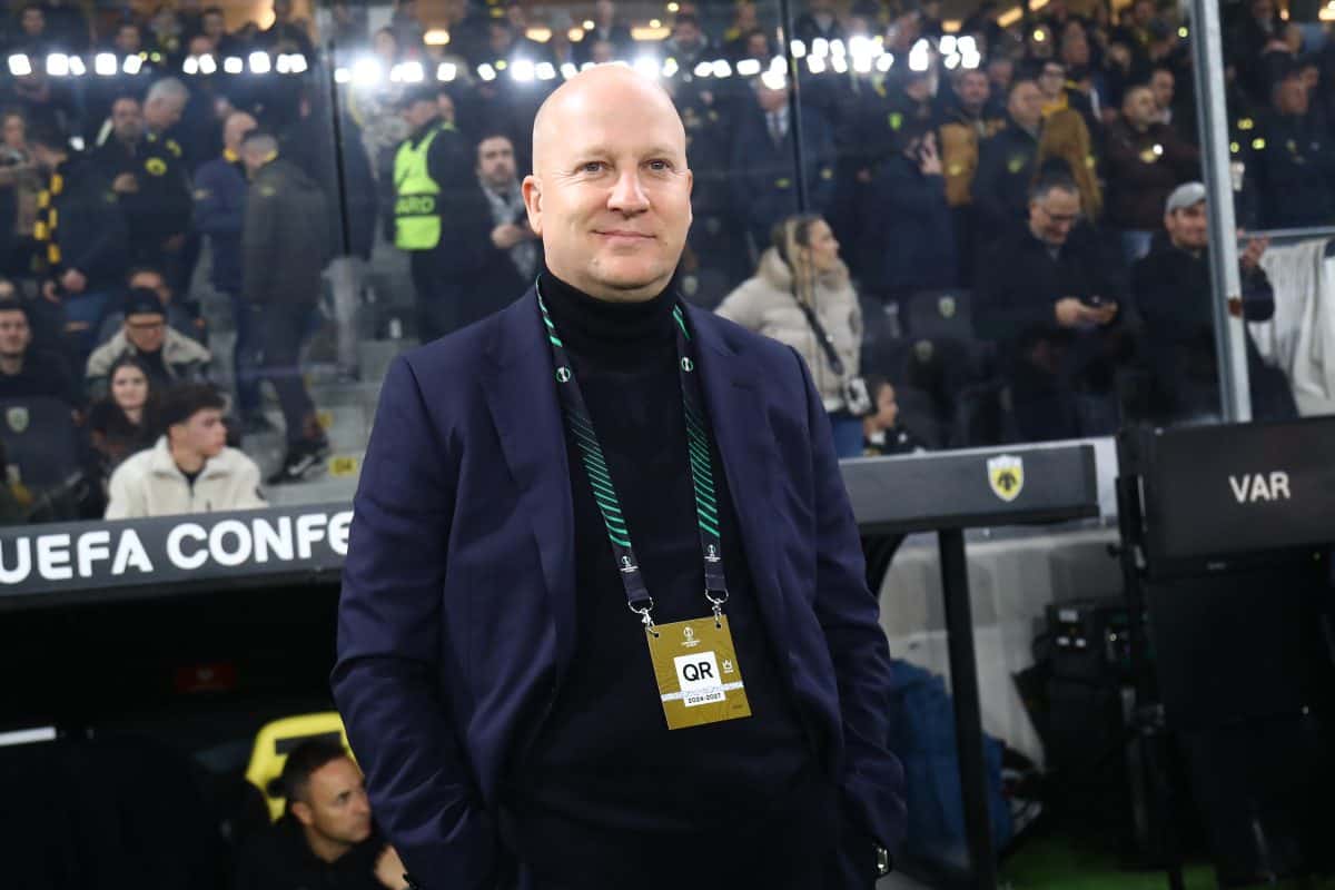 Το χειροκρότημα στον Μάρκο και το «καμπανάκι»