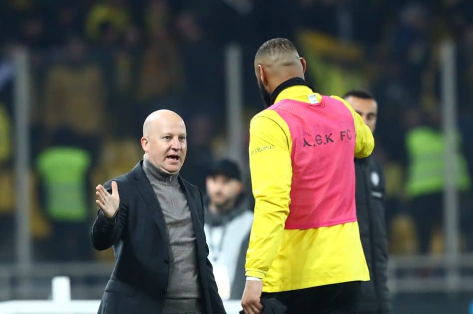 Τι σήμαινε η αγκαλιά του σκόρερ Μουκουντί στον Νίκολιτς