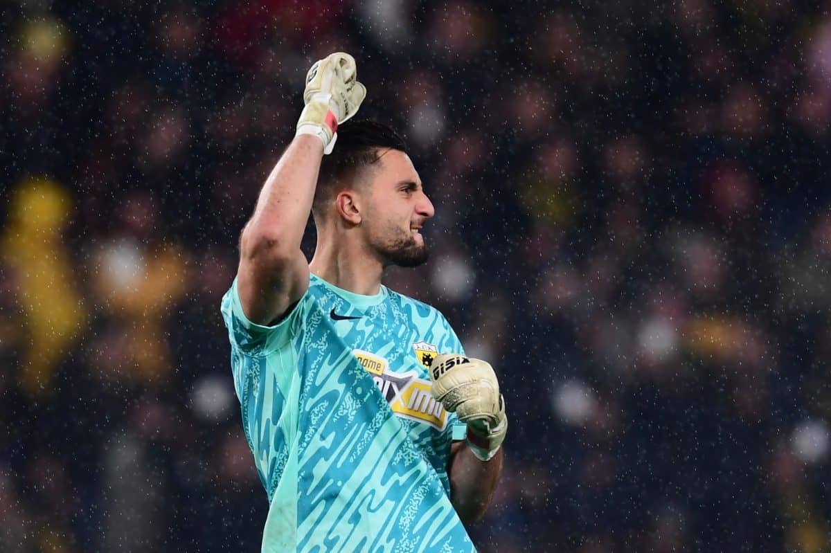 Αποθεώνουν στην Αλβανία τον Στρακόσια: «Ζει την καλύτερη σεζόν της καριέρας του στην ΑΕΚ»