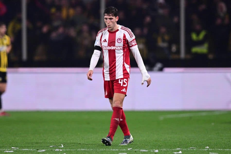 Ο Ρέτσος έριξε τον Ρέλβας κάτω και ο Μάκελι… δεν έκανε τίποτα