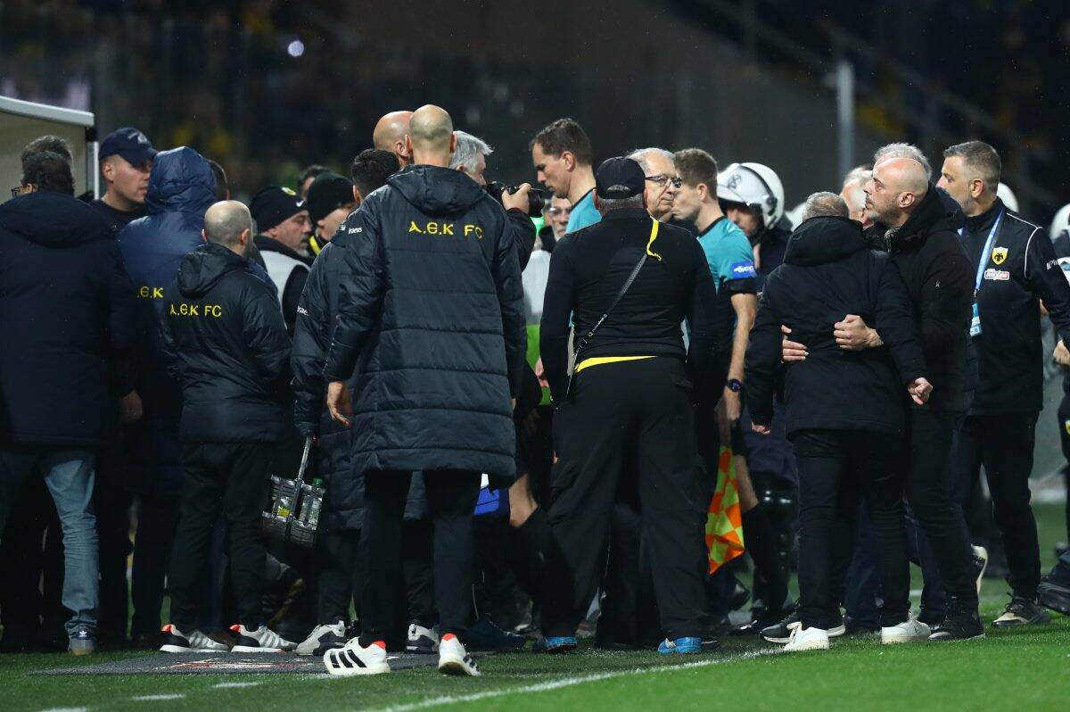 Παράξενοι καιροί