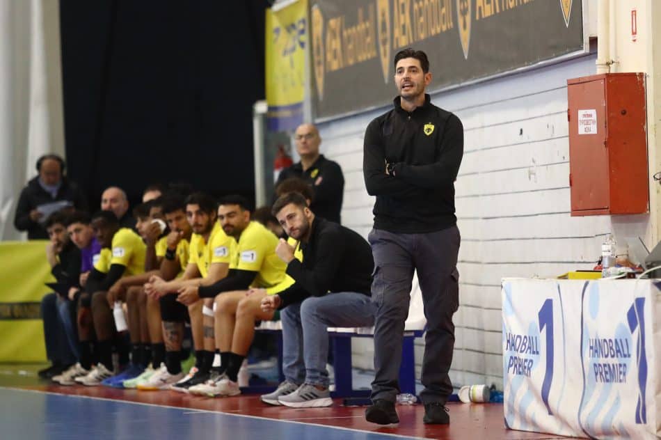 Αλβανός: «Κρατάμε τη νίκη, χρειάζεται υπομονή»