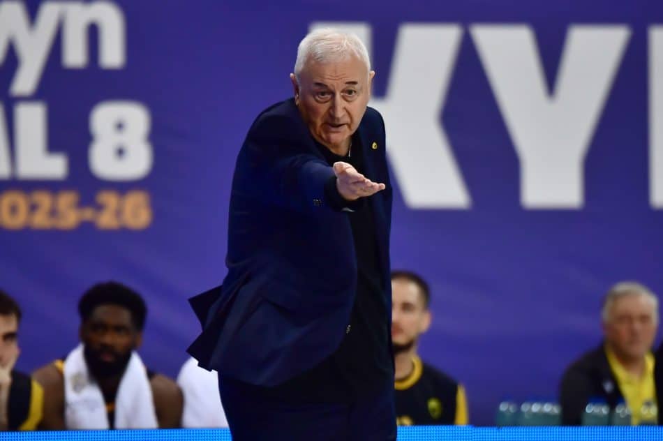 Σάκοτα: «Επηρεαστήκαμε από τις απουσίες, πρώτη ήττα μετά από 12 σερί νίκες» – Το κάλεσμά του στον κόσμο της ΑΕΚ