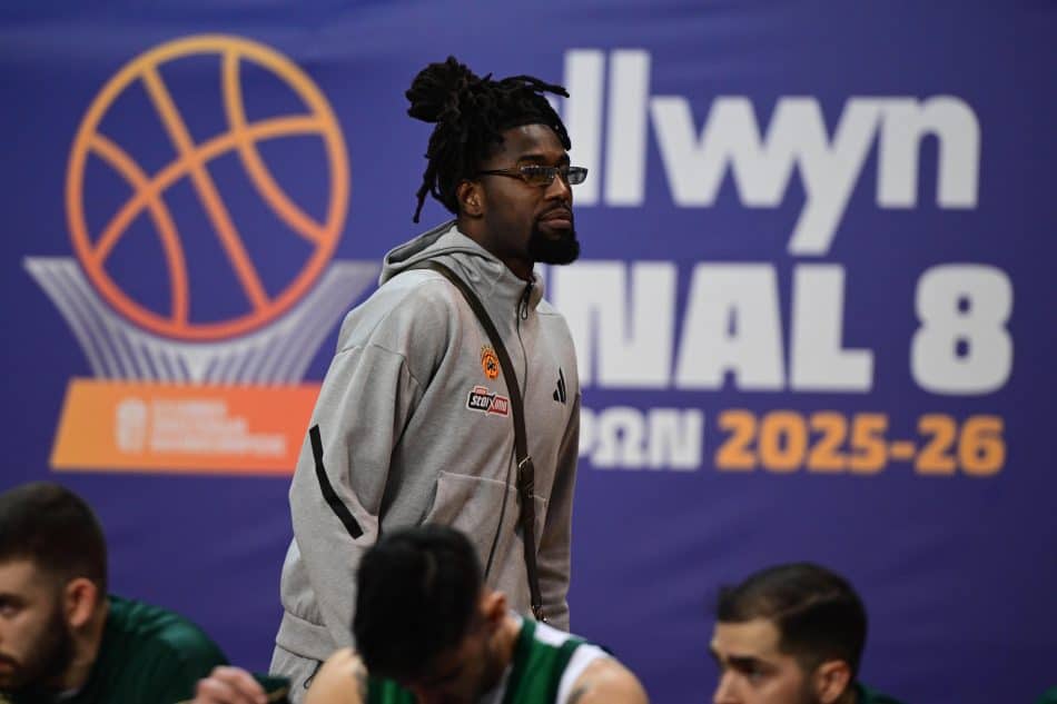 ΚΑΕ Παναθηναϊκός για την ρατσιστική συμπεριφορά στον Λεσόρ: «Οπαδοί του Ολυμπιακού έκαναν ήχους μαϊμούς»