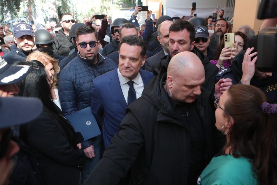 Γεωργιάδης: «Μου πέταξαν αβγά, νερά και πέτρες – Κινδύνευσε σοβαρά η σωματική μου ακεραιότητα»