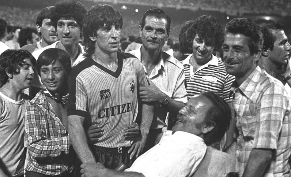 Σαν σήμερα το 1984: Το επικό σύνθημα των ΑΕΚτζήδων, «Σαργκάνη, Σαργκάνη, ο Μαύρος τι σου κάνει;»