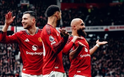 Μάντσεστερ Γιουνάιτεντ: Τέταρτη σερί νίκη και εδραίωση στην τετράδα