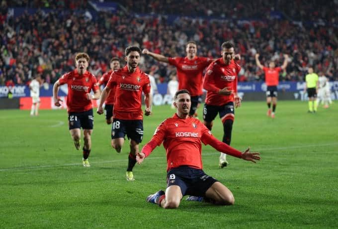 «Σόκαρε» την Ρεαλ κερδίζοντας με 2-1 η Οσασούνα