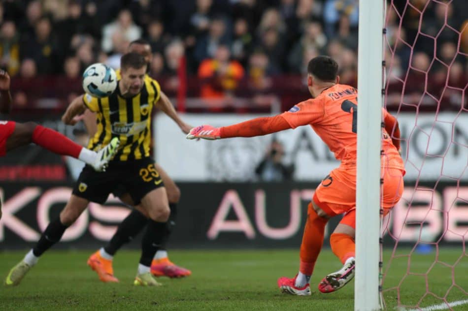 Ποιος; Ξανά ο Βάργκα, «κάρφωσε» τον Πανσερραϊκό για το 1-0! (VIDEO)