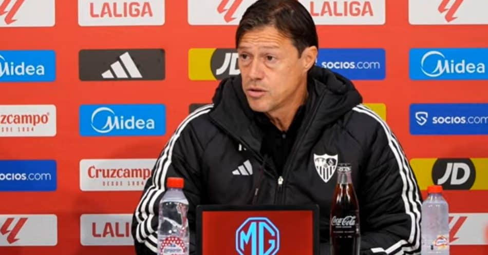 Αλμέιδα για το μέλλον του στην Σεβίλλη: «Αν εξαρτιόταν από εμένα, θα έμενα για πάντα»