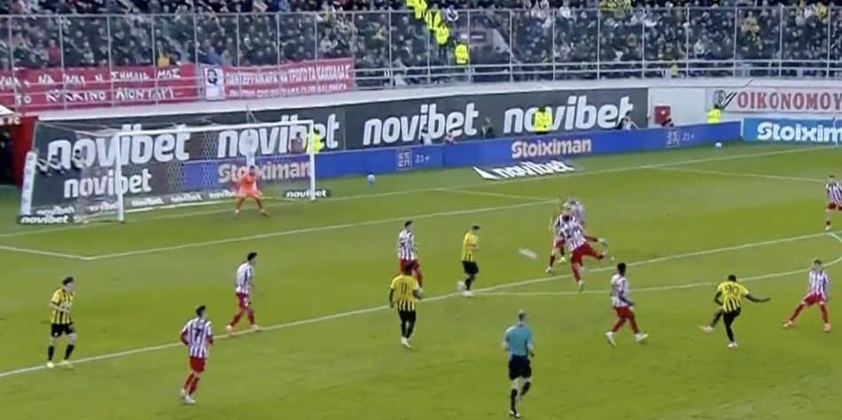 Πανσερραϊκός – ΑΕΚ: Το δυνατό σουτ του Ζίνι δίπλα από την εστία του Τσομπανίδη (VIDEO)