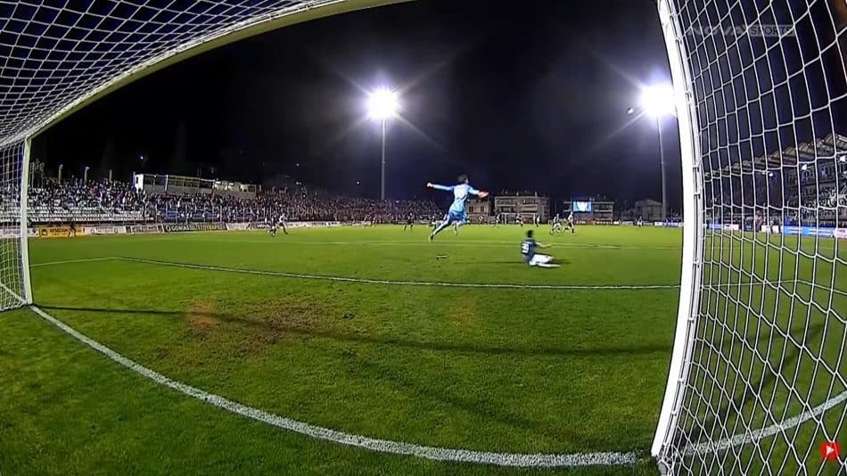 Τρολάρισμα Λεβαδειακού για την ανύπαρκτη κίτρινη: «Ρίξαμε και τις ζεϊμπεκιές μας χθες» (VIDEO)