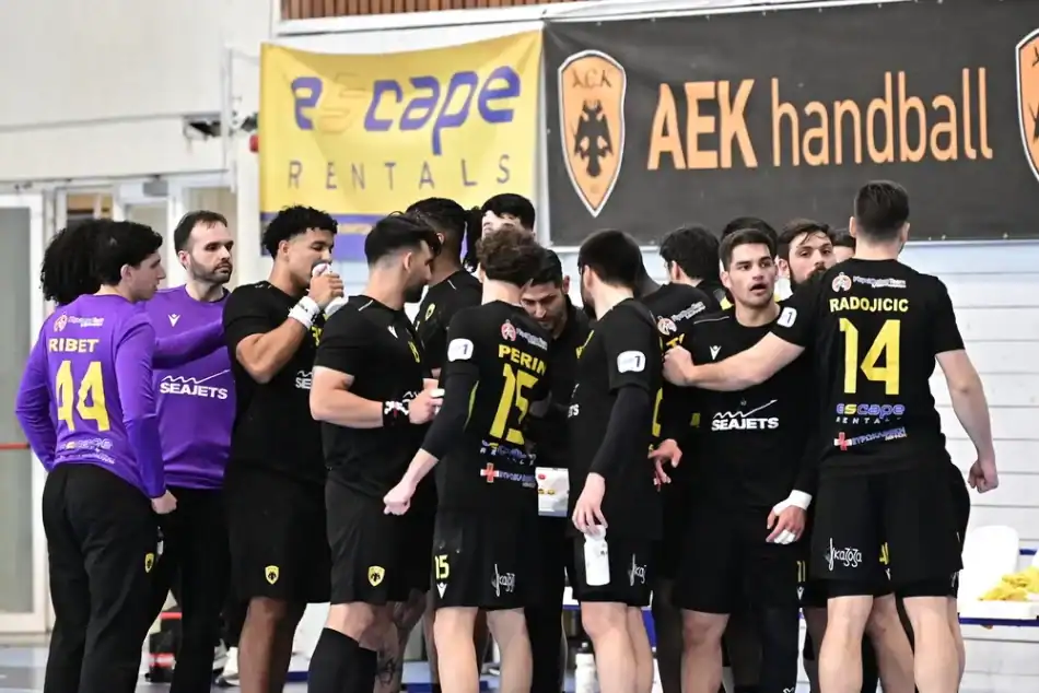 ΑΕΚ: Με τον κόσμο της για τη νίκη κόντρα (16:45) στον ΠΑΟΚ