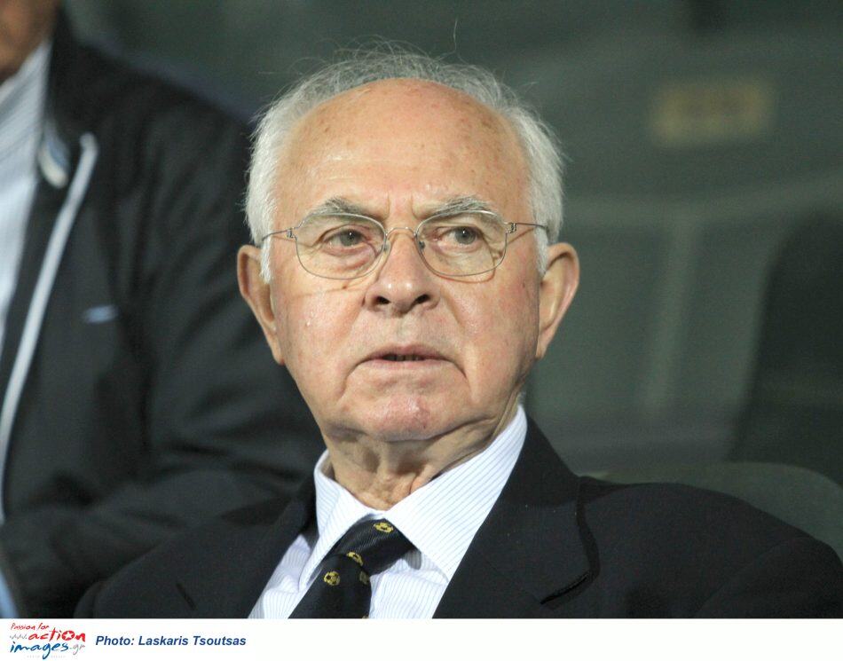 Έφυγε από την ζωή ο Βασίλης Δανιήλ!