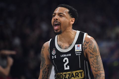 Ο Κάρλικ Τζόουνς στην τελική ευθεία για ανανέωση με την Παρτίζαν