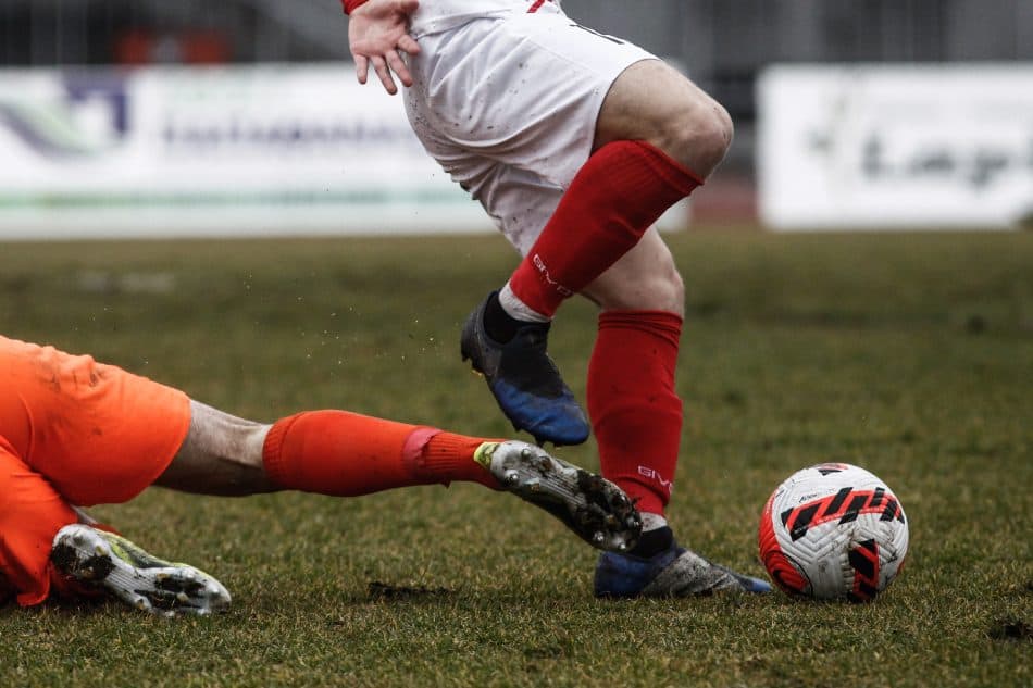 Παράγοντες και ποδοσφαιριστές του Απόλλωνα Λάρισας παραπέμπονται σε δίκη για 13 «στημένα» παιχνίδια