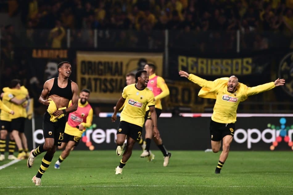 Σαν σήμερα: Η μεγάλη νίκη της ΑΕΚ κόντρα στον Ολυμπιακό μέσα στην «Αγιά-Σοφιά»