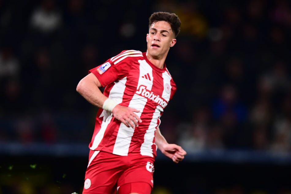 Εξώδικο της Αγίας Άννας κατά Ολυμπιακού για Κωστούλα – Διεκδικεί χρήματα από τη μεταγραφή του!