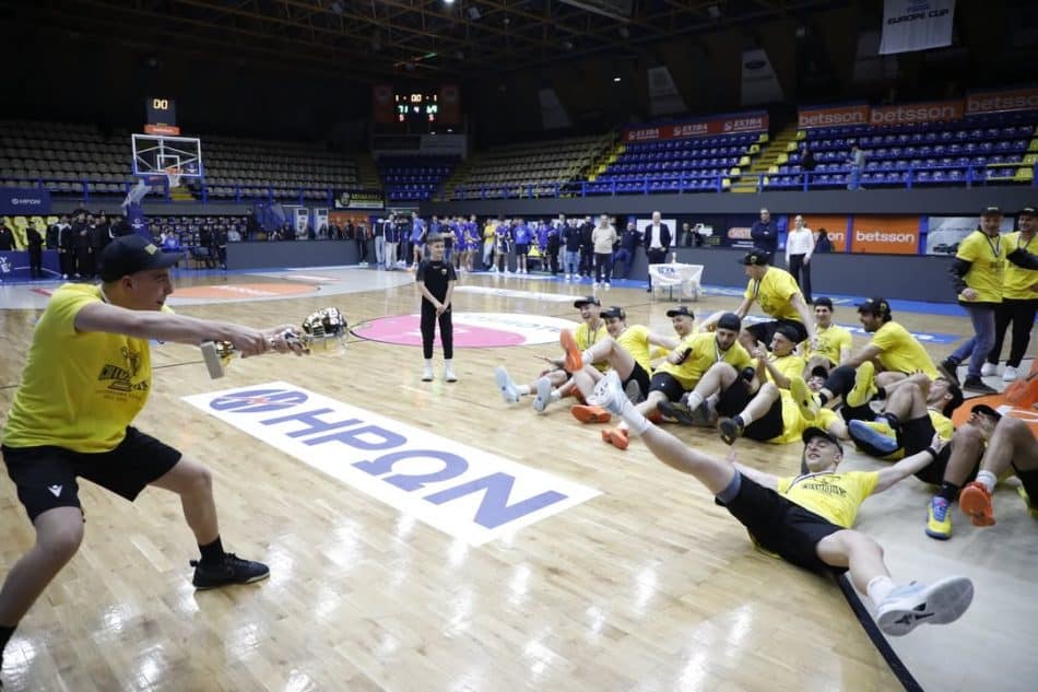 Οι σημαντικότερες στιγμές της ανατροπής της «Βασίλισσας» που οδήγησε στην κατάκτηση του πρωταθλήματος εφήβων (VIDEO)