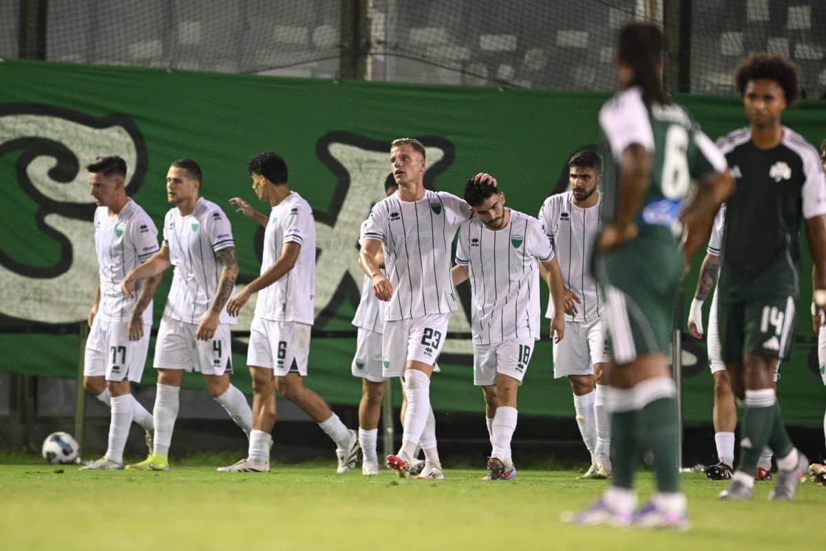 Λεβαδειακός: Χωρίς Βέρμπιτς, Λιάγκα και Παπαδόπουλο η αποστολή κόντρα στον Παναθηναϊκό