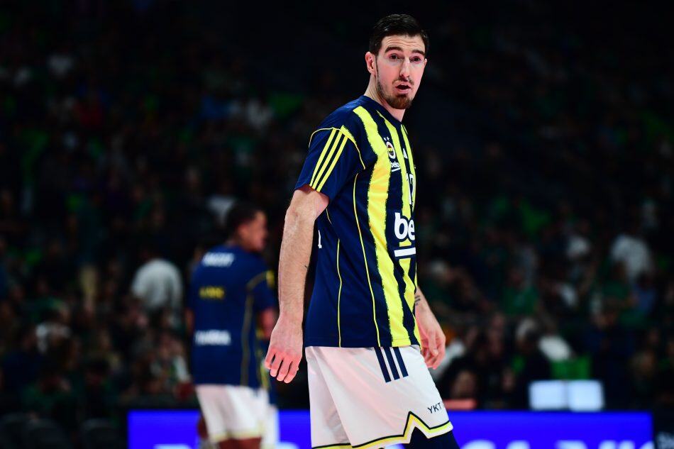 Ντε Κολό: «Αν κατακτήσουμε την Euroleague, τότε ίσως αποσυρθώ»