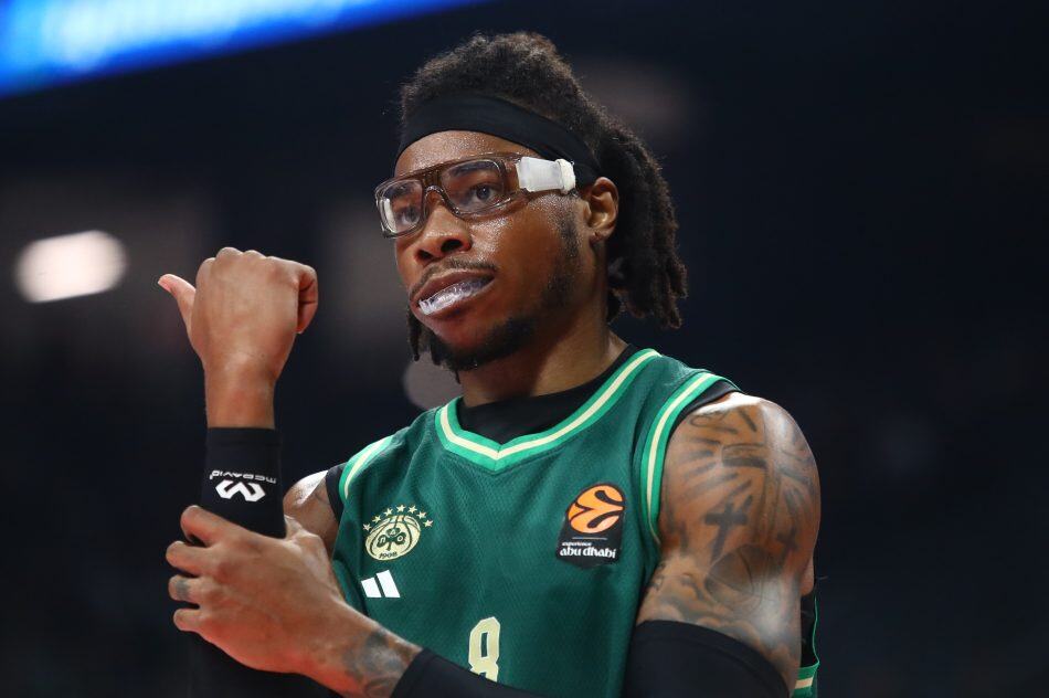 Αντιδράει η μητέρα του Χόλμς: «Ο τρόπος που το χειρίστηκαν ήταν αντιεπαγγελματικός!»