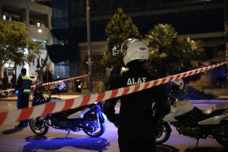 Συνελήφθη γνωστός τράπερ μετά από καταδίωξη στα Πατήσια