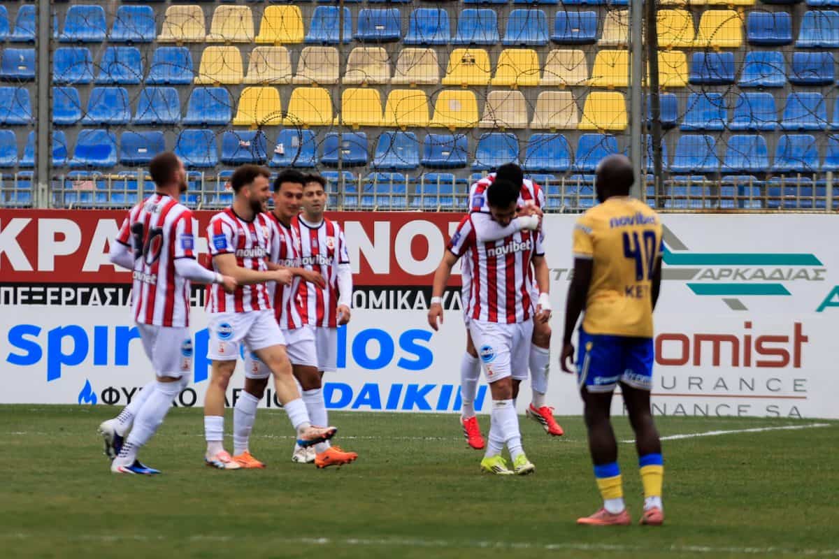 Super League: Ο Αστέρας AKTOR «βουλιάζει» στη Β’ Εθνική, ηττήθηκε (0-1) και από τον τελευταίο Πανσερραϊκό!