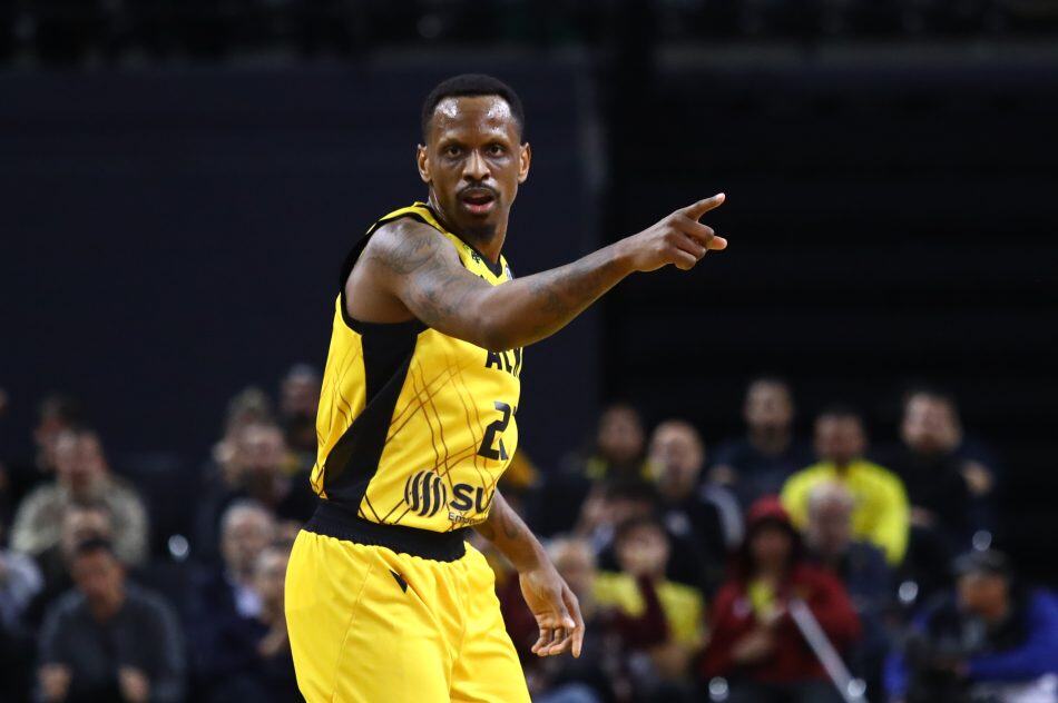 Νάναλι: «Είμαι καλύτερος από πολλούς παίκτες που παίζουν τώρα στην Ευρωλίγκα» (ΦΩΤΟ)