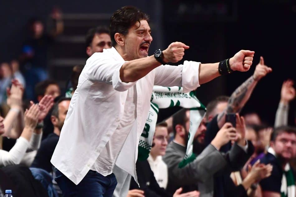 Νέα τοποθέτηση Γιαννακόπουλου: «Τέσσερις αγώνες κεκλεισμένων η ομάδα και μία μέρα νηστικός ο Φρι…» (ΦΩΤΟ)